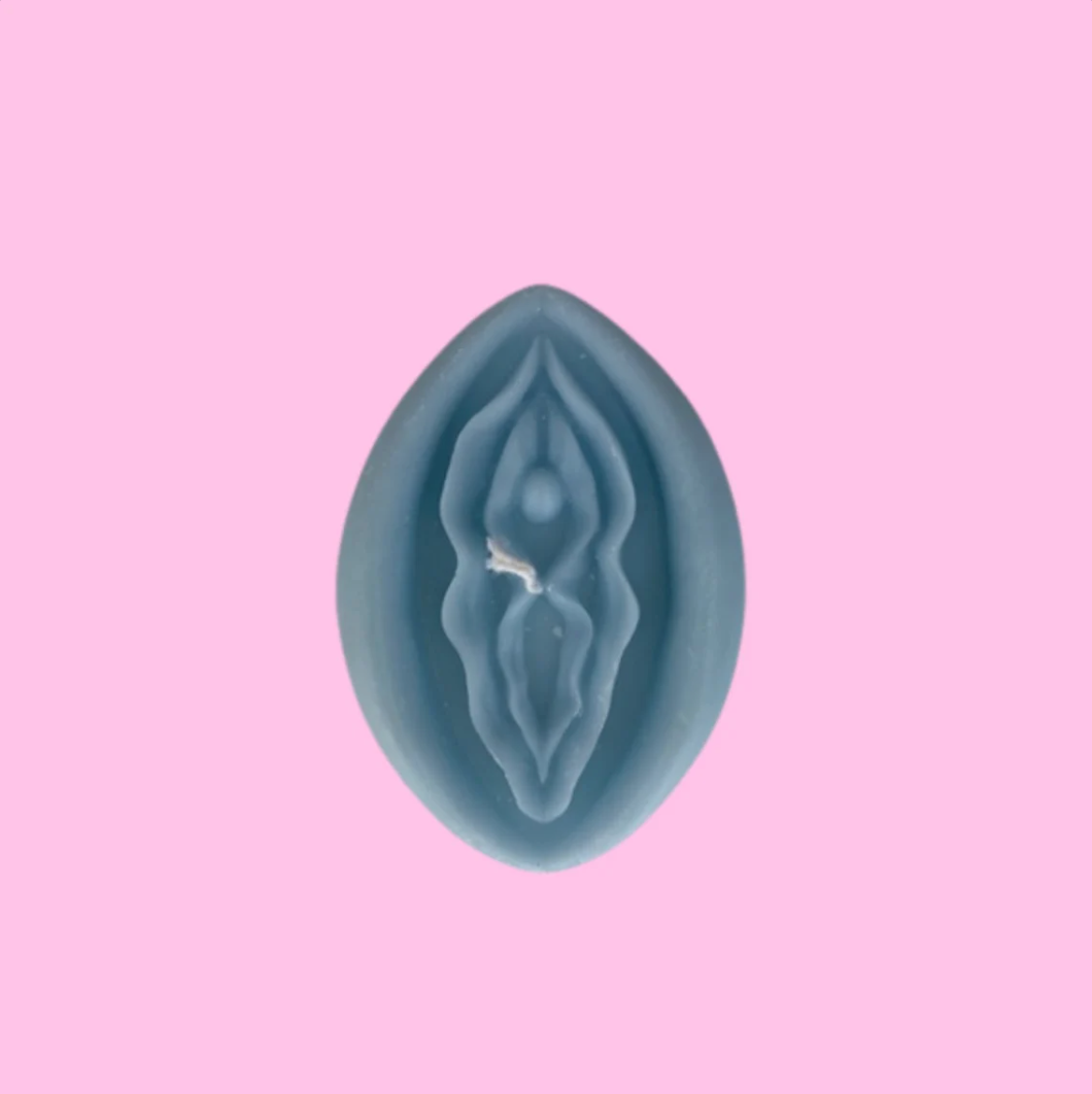 FLAT LAY VULVA CANDLE (BESTSELLER)